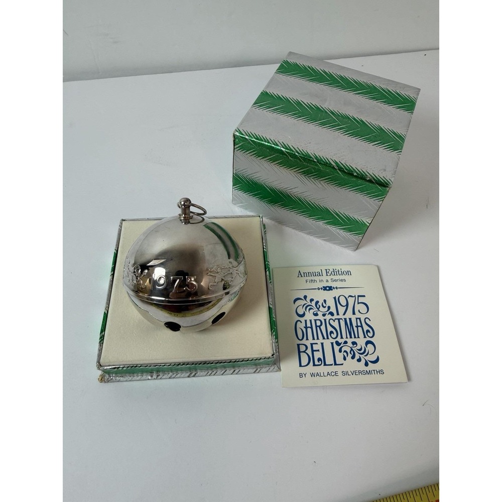 Wallace Silverplated 1975 5th Edition Sleigh Bell Christmas Ornament
